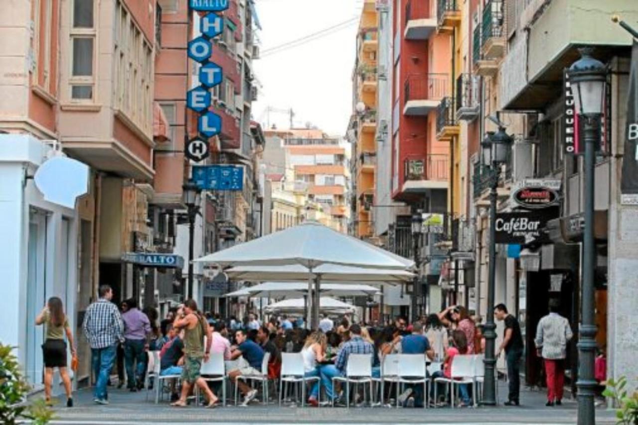 Very Nice And Modern Flat, In Alicante Center ภายนอก รูปภาพ